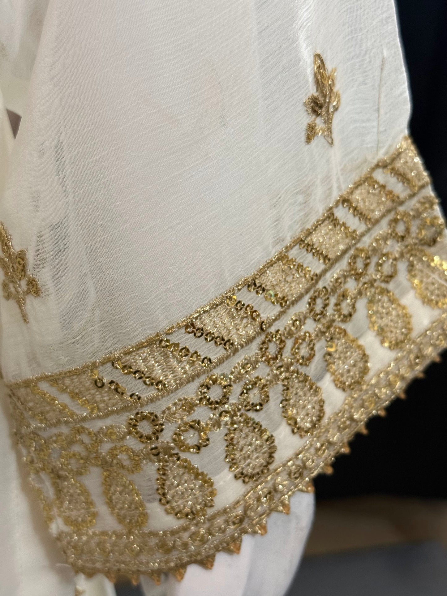 White Kurta Flapper