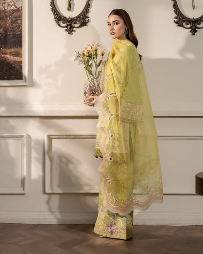 Ally's - J Lo Yellow