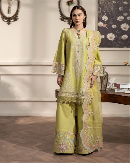 Ally's - J Lo Yellow