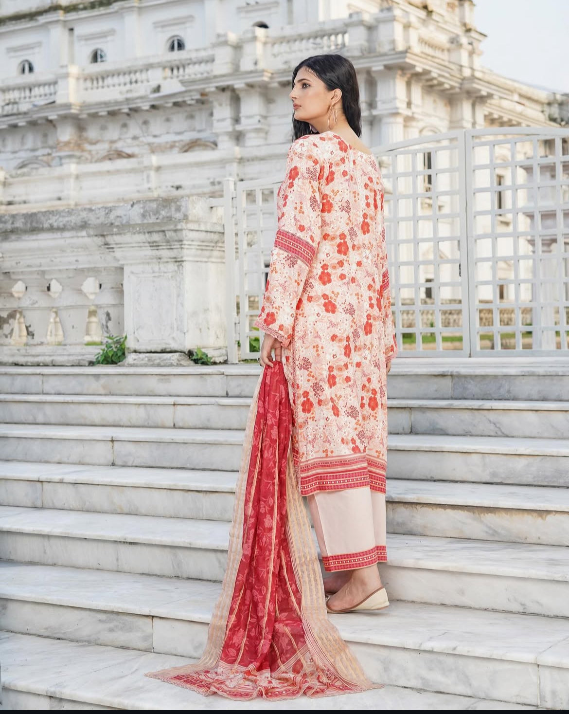 Munira Designers - Peach with Tinted Dupatta