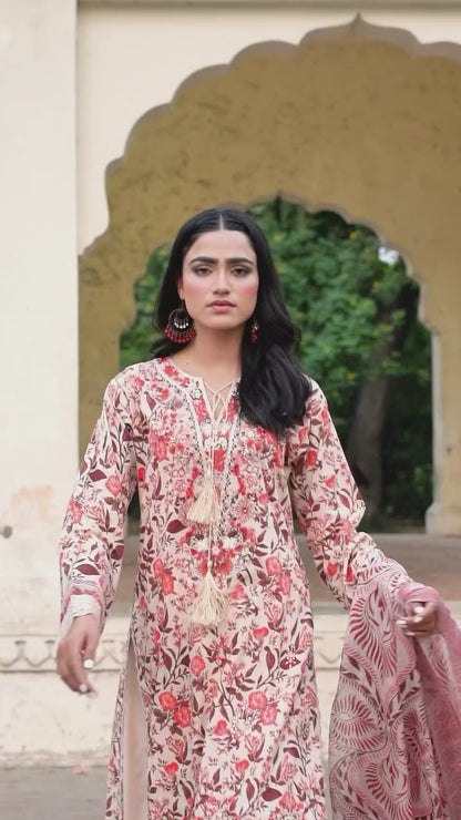 Munira Designers - Gorgeous Peach